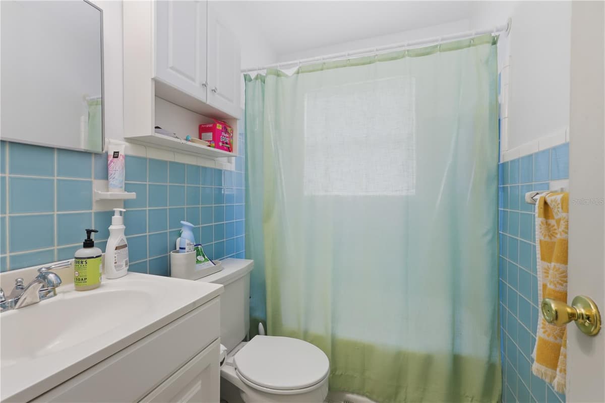 642 HARWOOD STREET — photo 85 of 98