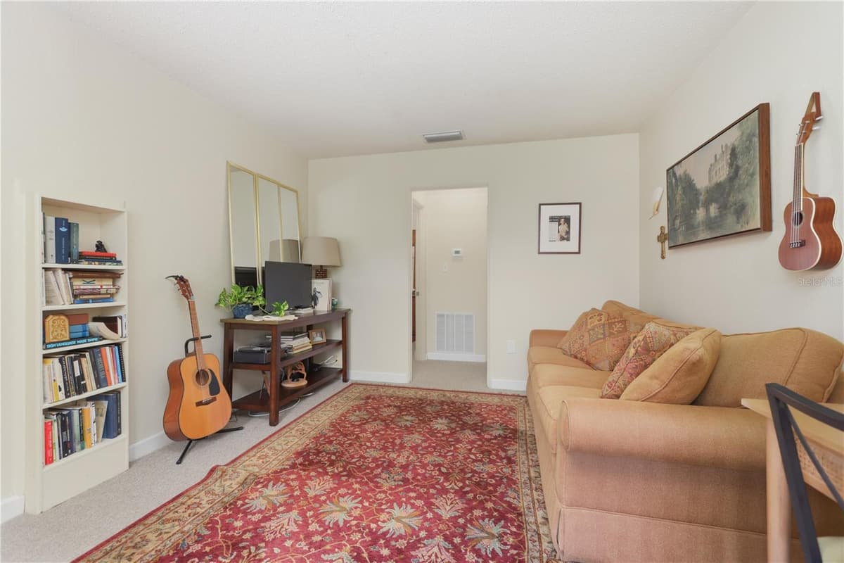 642 HARWOOD STREET — photo 15 of 98