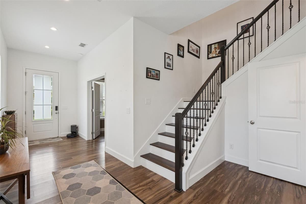 13126 GRANGER AVENUE — photo 10 of 89