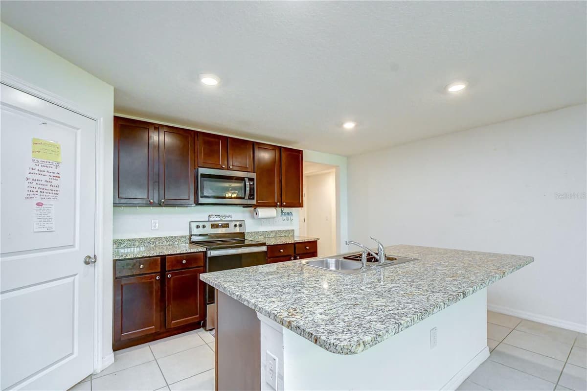 7760 BROAD POINTE DRIVE — photo 15 of 80
