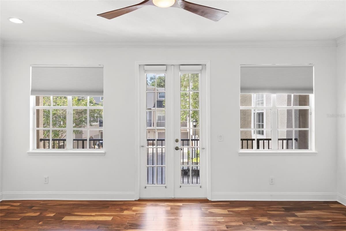 2605 ESPANA COURT — photo 16 of 32