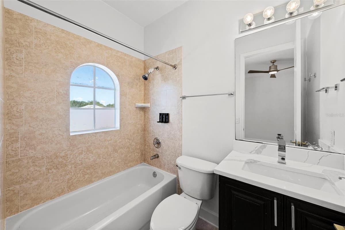 2605 ESPANA COURT — photo 30 of 32