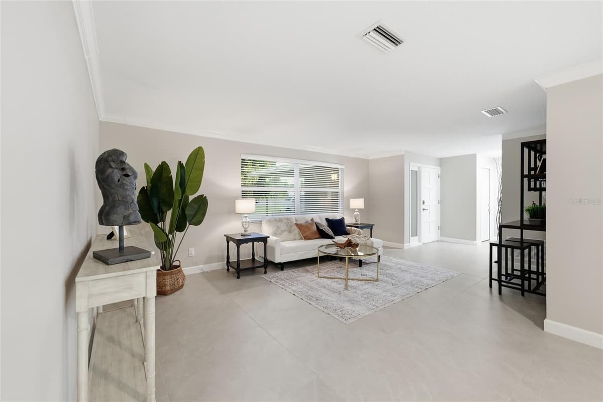 14233 102ND AVENUE — photo 8 of 55