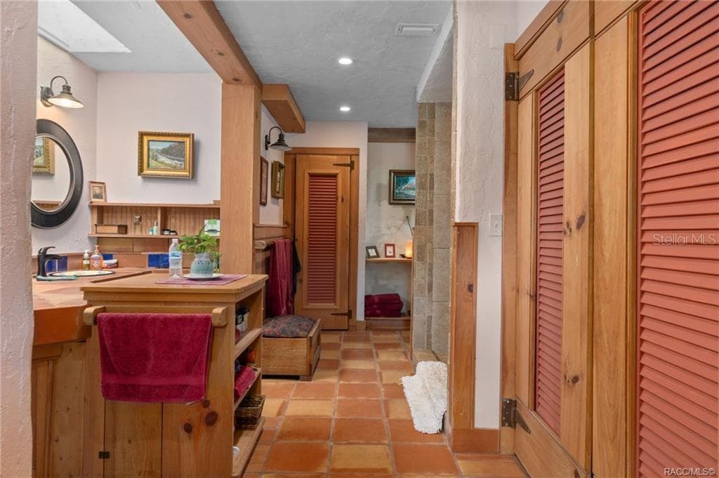 8004 HALCYON ISLE COURT — photo 30 of 50