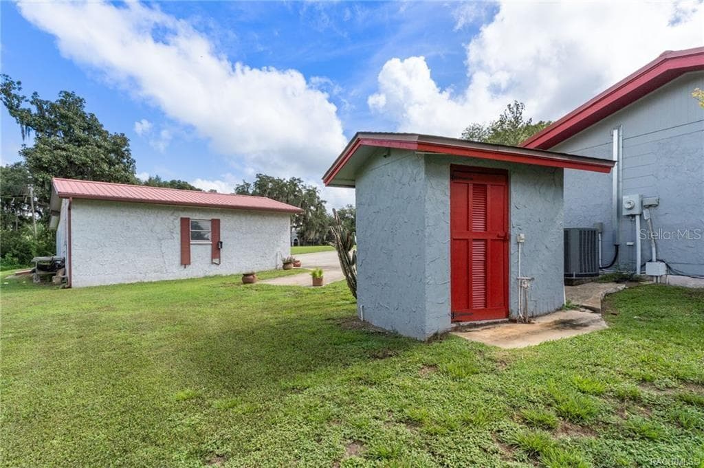 8004 HALCYON ISLE COURT — photo 45 of 50