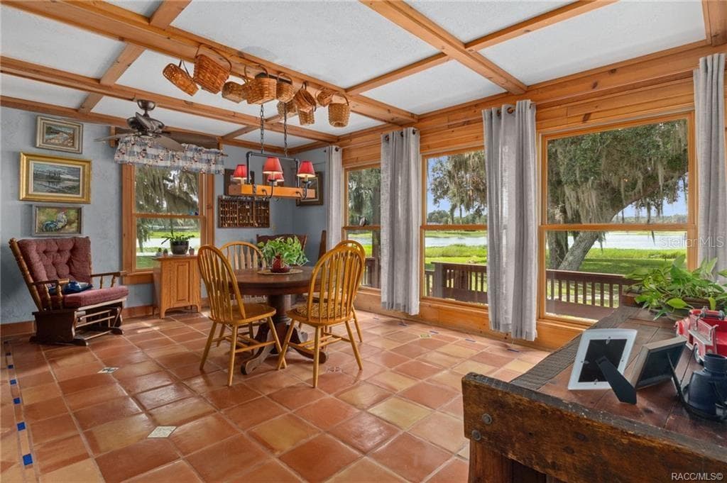 8004 HALCYON ISLE COURT — photo 18 of 50