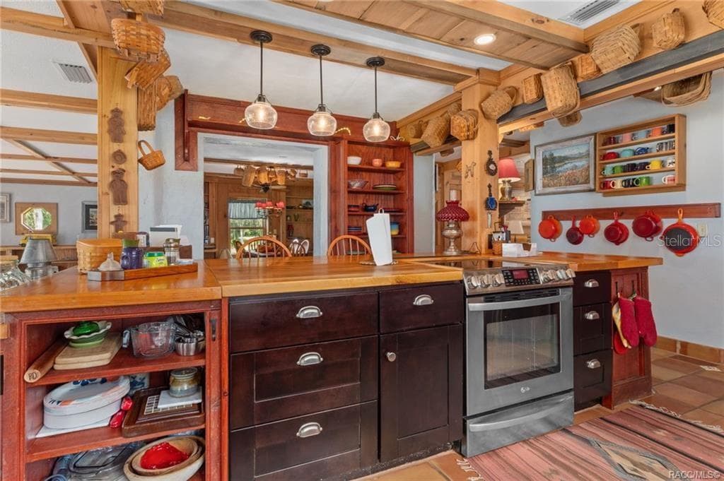 8004 HALCYON ISLE COURT — photo 22 of 50