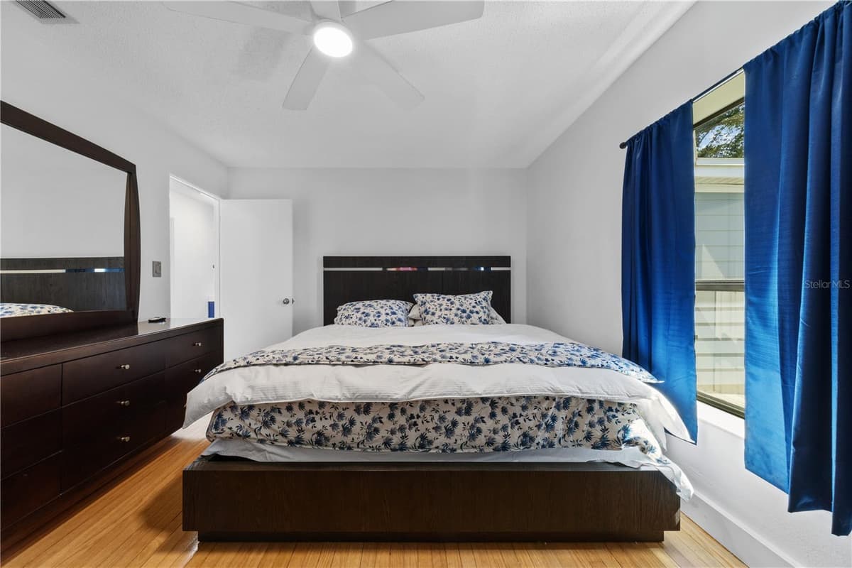 932 HYER AVENUE — photo 30 of 50
