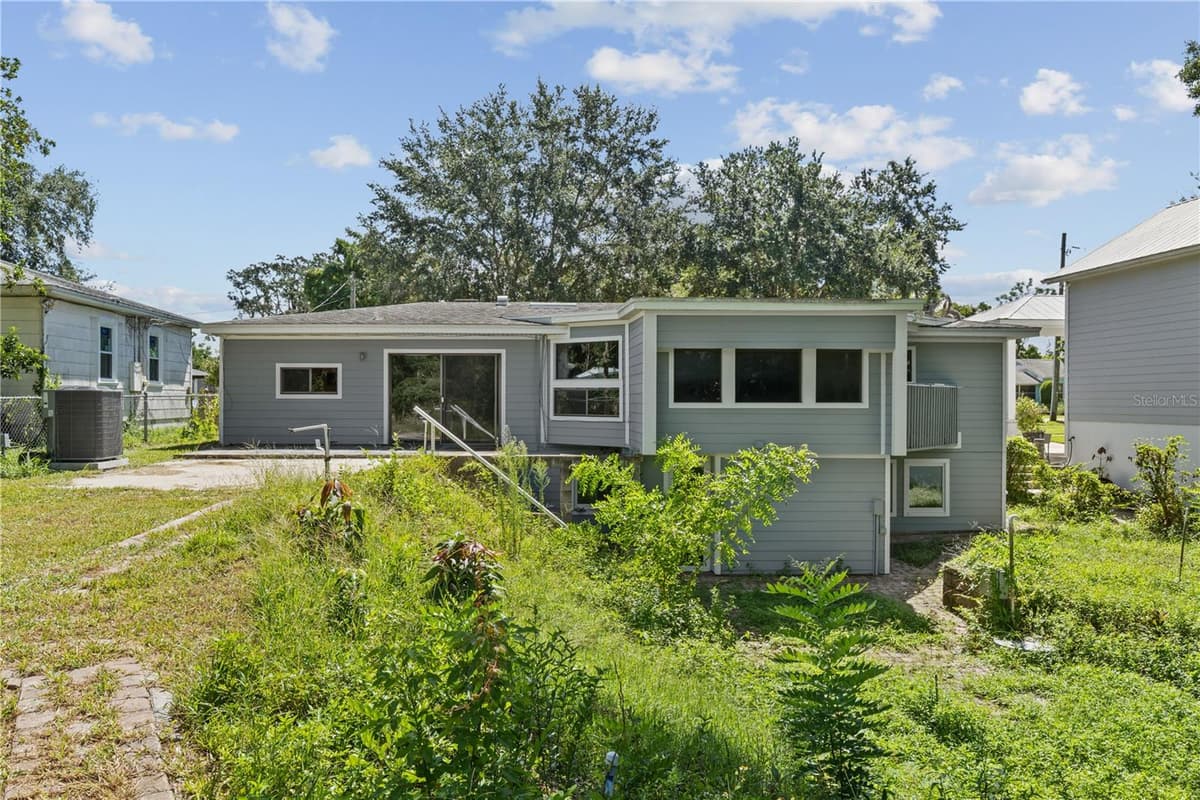 932 HYER AVENUE — photo 48 of 50