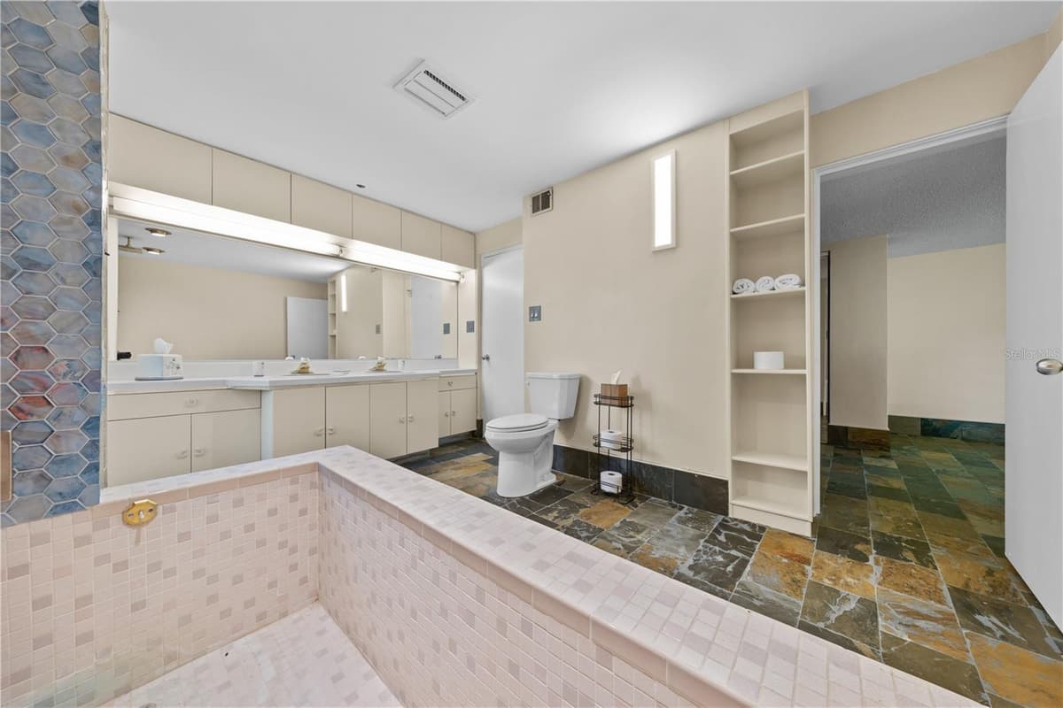 932 HYER AVENUE — photo 42 of 50