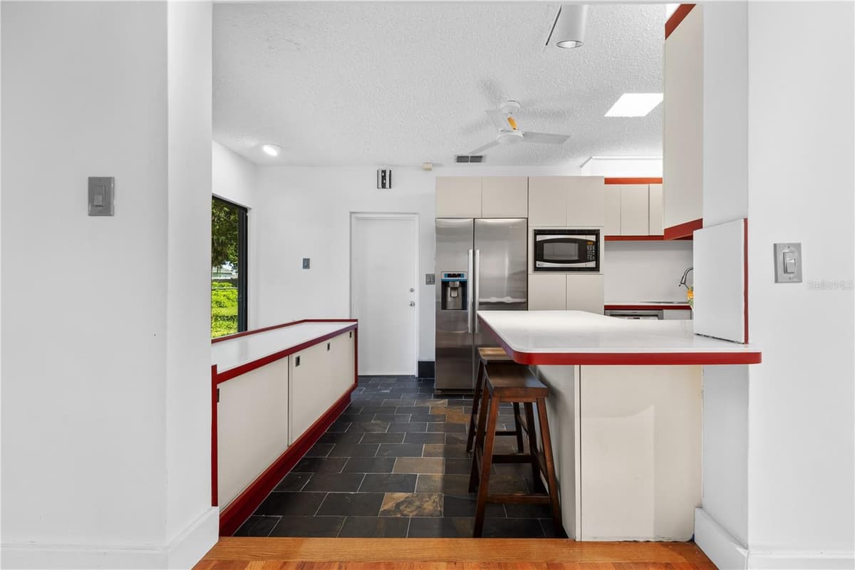 932 HYER AVENUE — photo 22 of 50