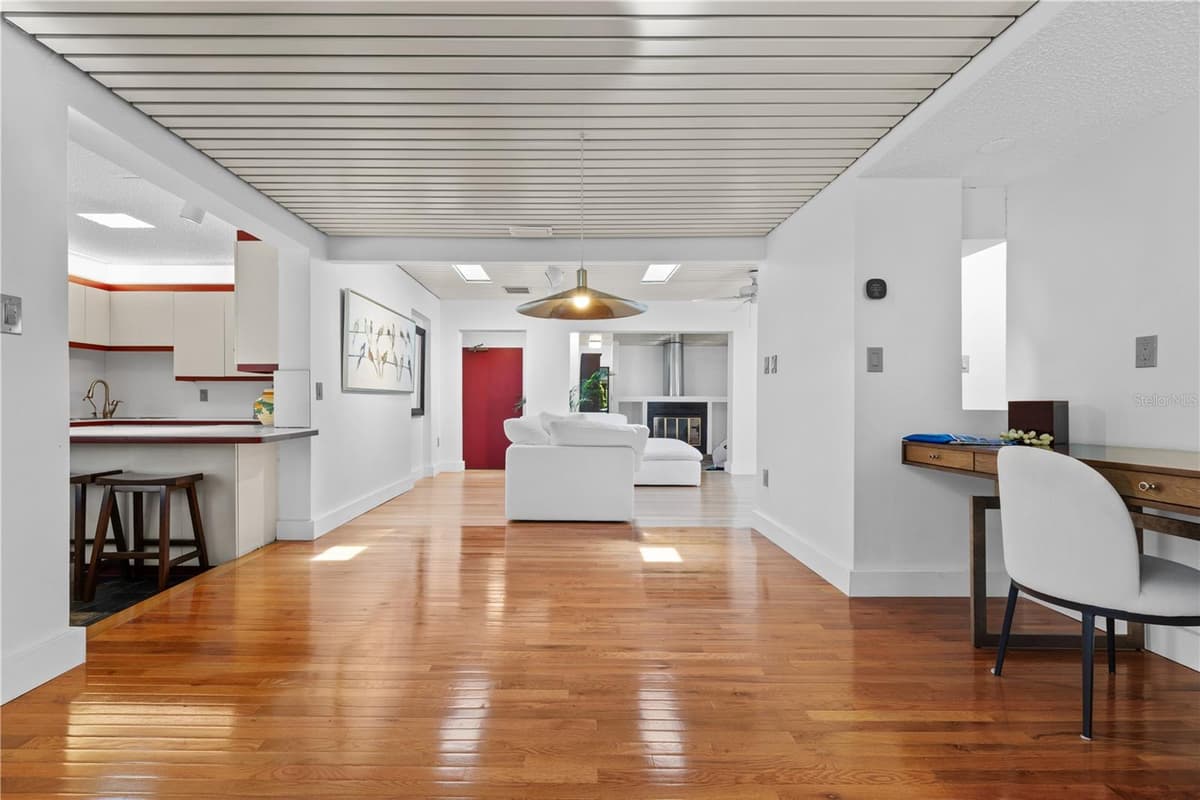 932 HYER AVENUE — photo 17 of 50