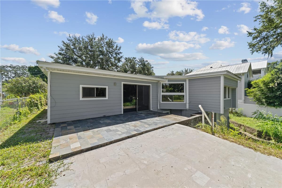 932 HYER AVENUE — photo 45 of 50