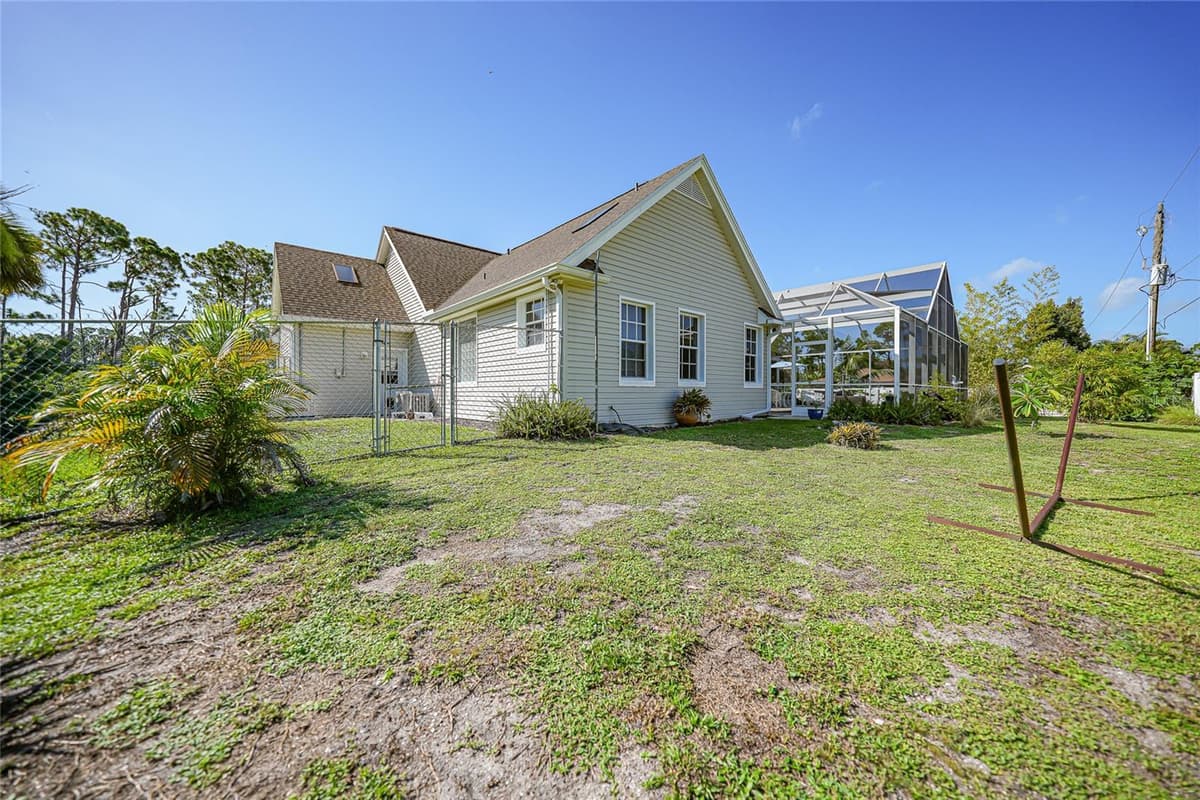 5219 GUAVA TERRACE — photo 38 of 63