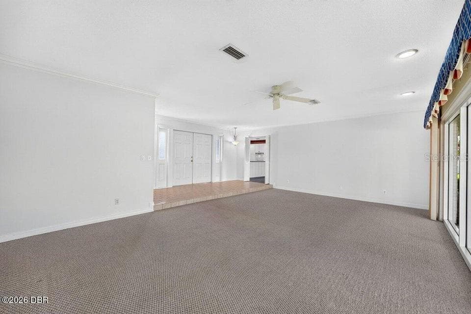 448 RIVERSIDE DRIVE — photo 8 of 29