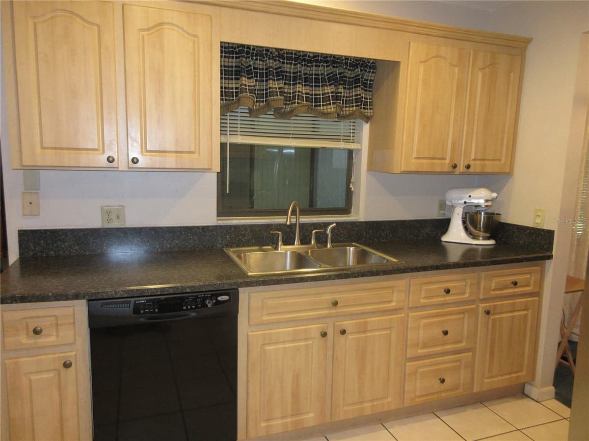 1309 WINDJAMMER PLACE — photo 16 of 34