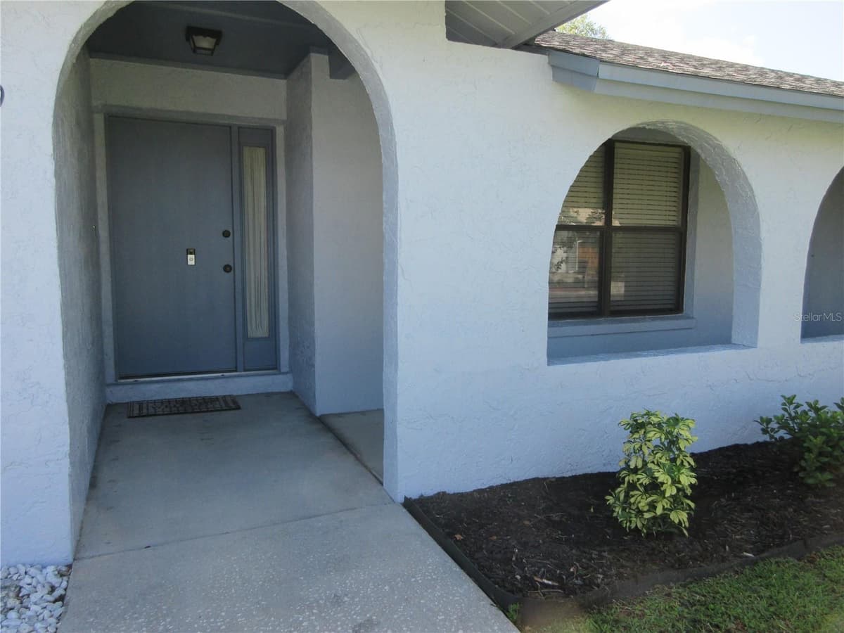 1309 WINDJAMMER PLACE — photo 3 of 34