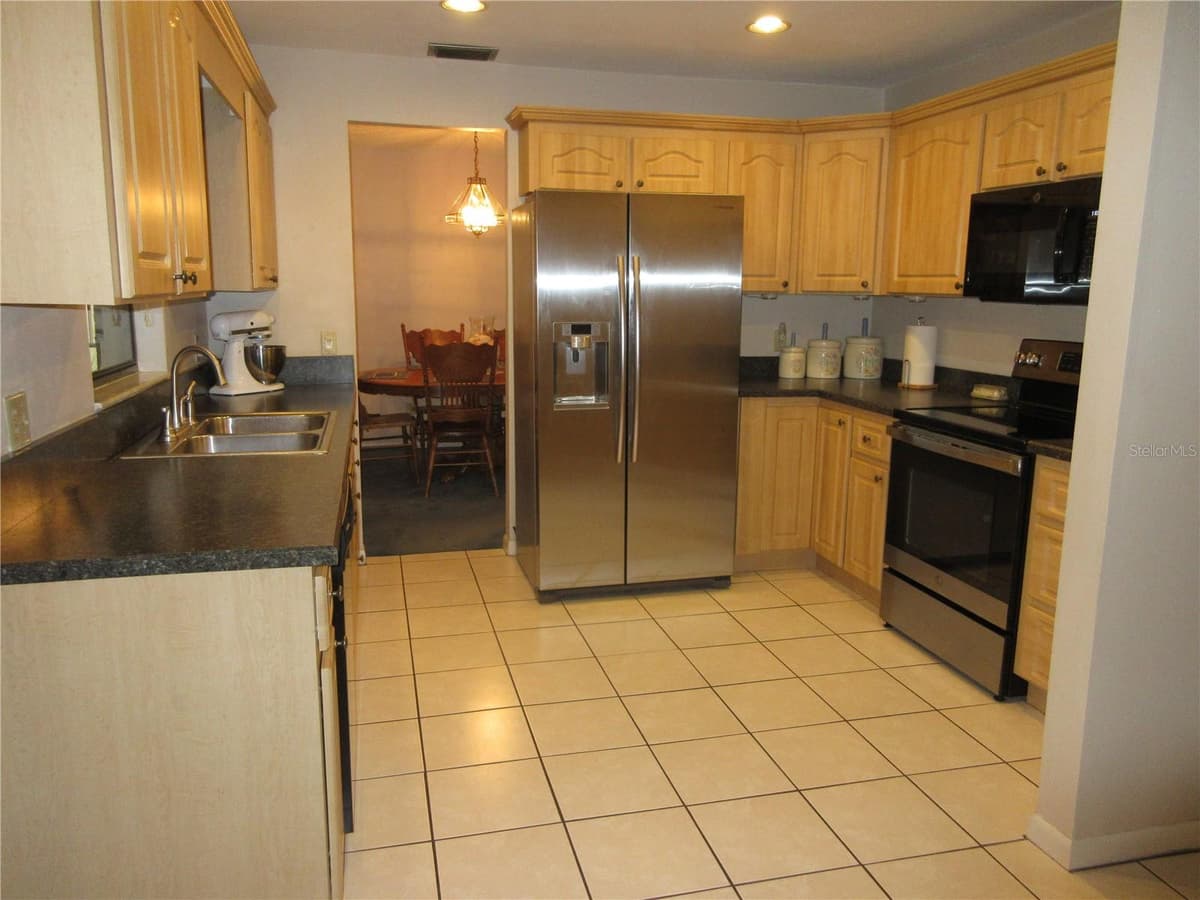 1309 WINDJAMMER PLACE — photo 13 of 34
