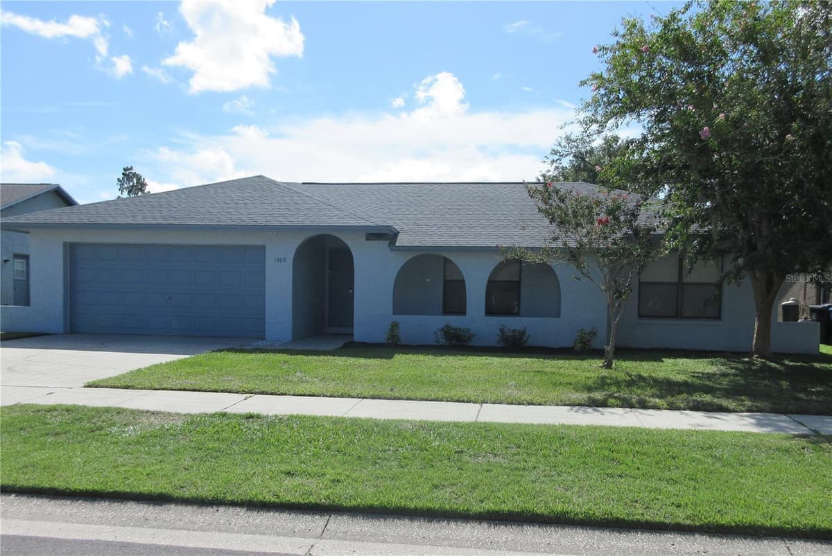 1309 WINDJAMMER PLACE — photo 2 of 34