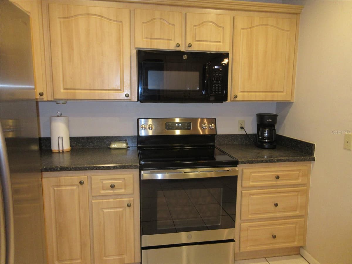 1309 WINDJAMMER PLACE — photo 17 of 34