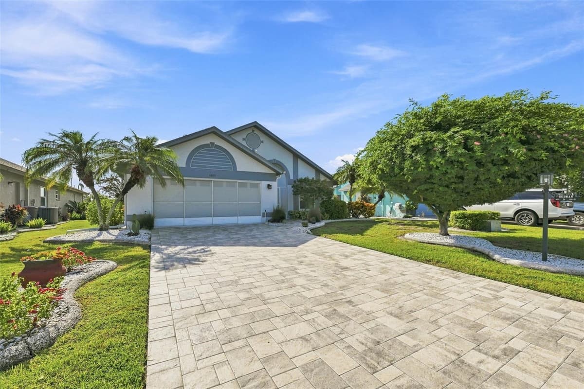 1807 DEL WEBB BOULEVARD — photo 7 of 48