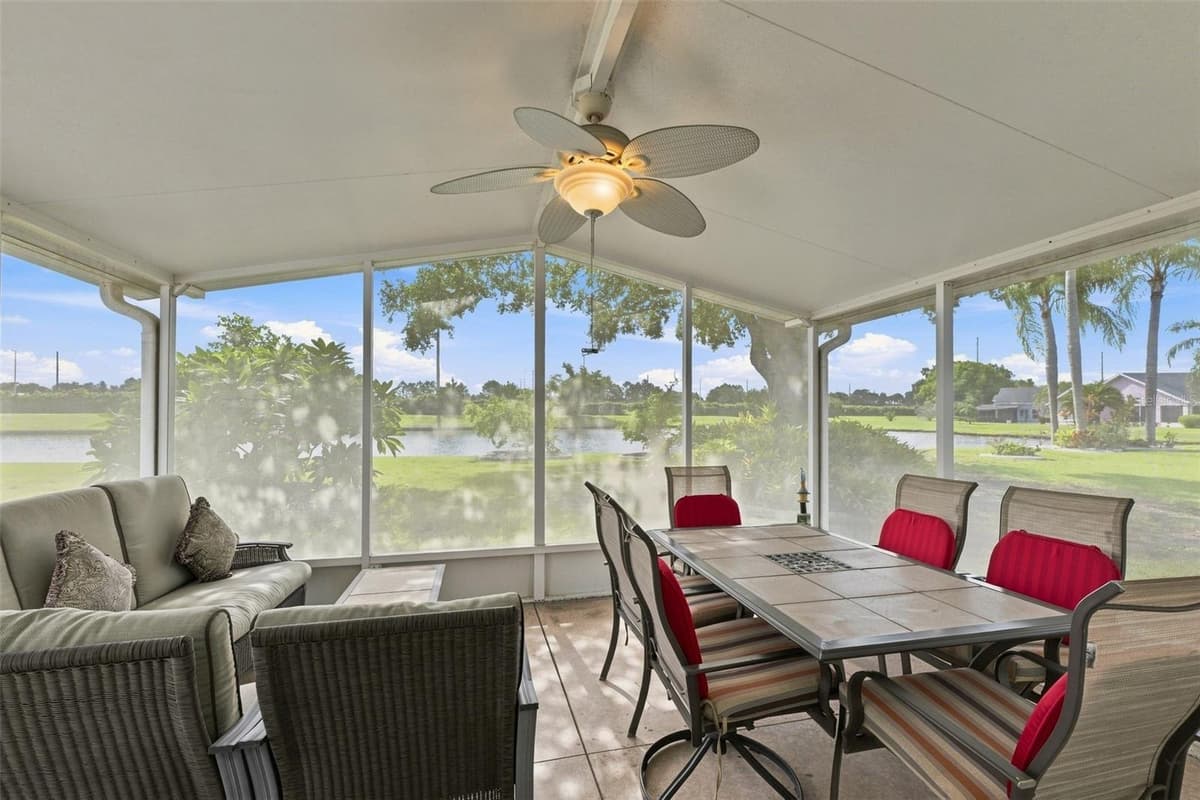 1807 DEL WEBB BOULEVARD — photo 37 of 48