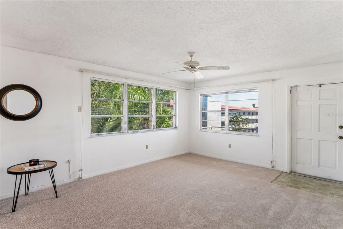 5530 80TH STREET — photo 7 of 45