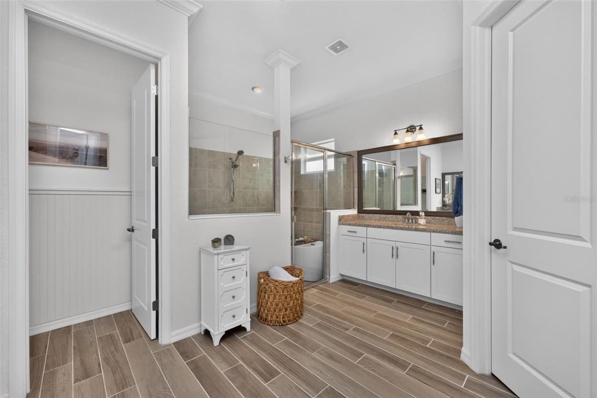 25043 GOLDEN FERN DRIVE — photo 25 of 77