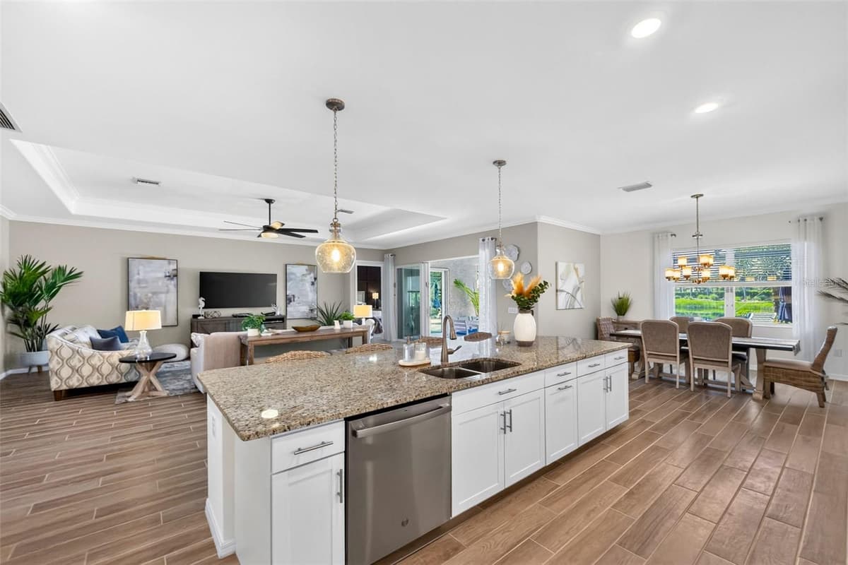 25043 GOLDEN FERN DRIVE — photo 15 of 77