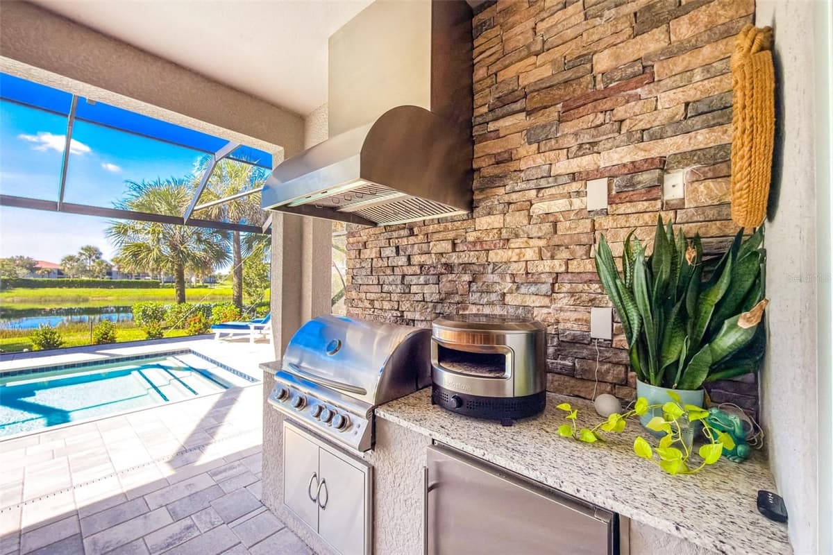 25043 GOLDEN FERN DRIVE — photo 47 of 77
