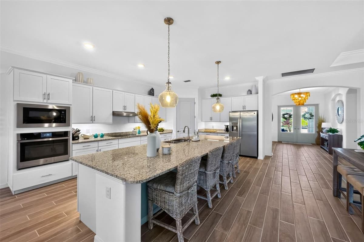 25043 GOLDEN FERN DRIVE — photo 11 of 77