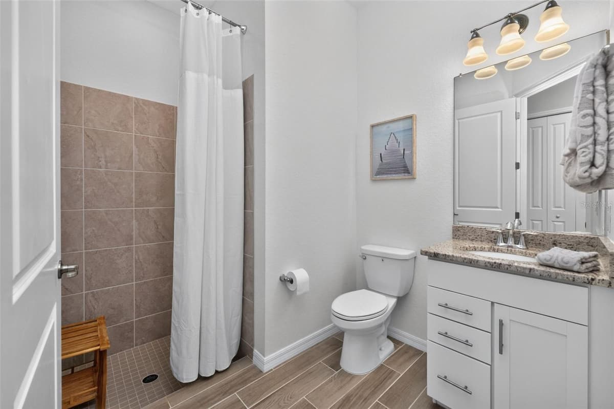 25043 GOLDEN FERN DRIVE — photo 36 of 77