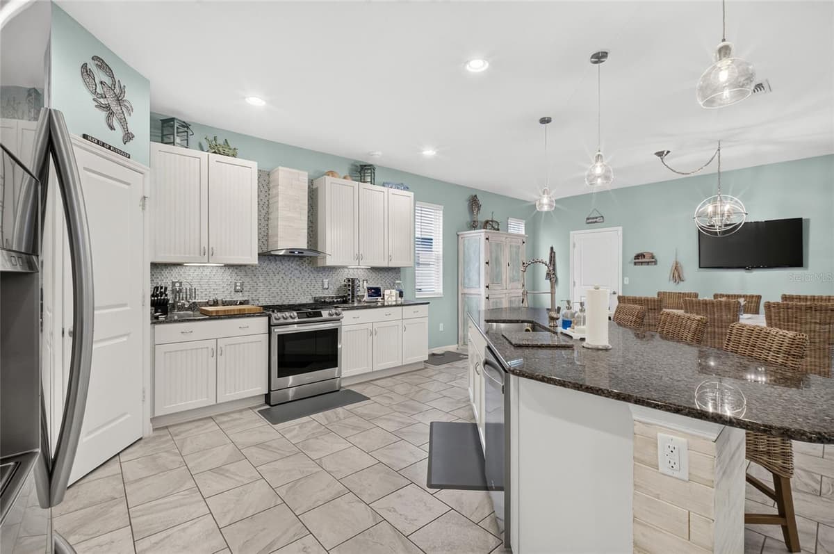 14735 SNOWY EGRET STREET — photo 6 of 54