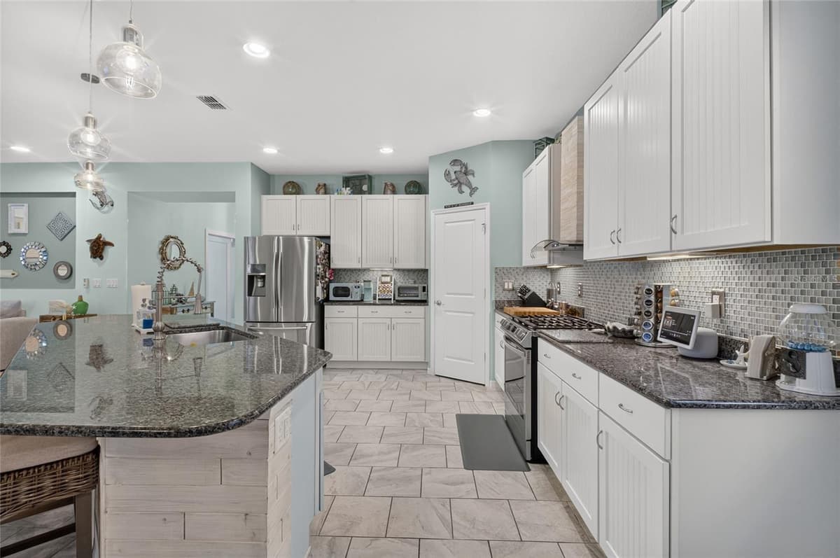 14735 SNOWY EGRET STREET — photo 8 of 54