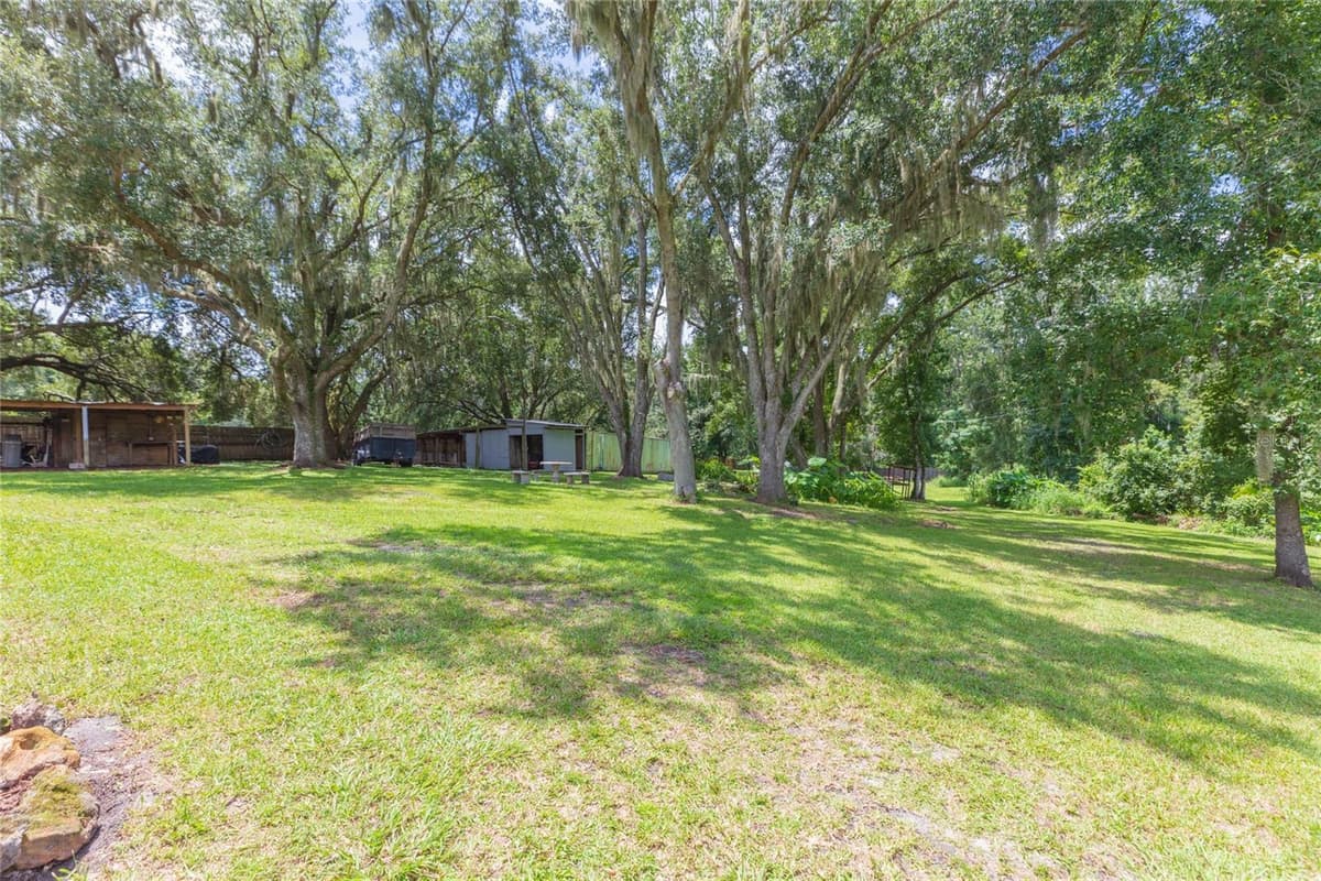 8719 HANDCART ROAD — photo 38 of 63