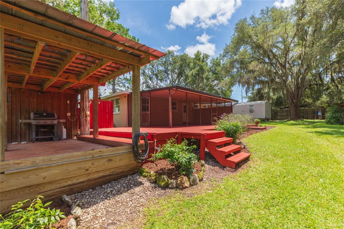 8719 HANDCART ROAD — photo 34 of 63
