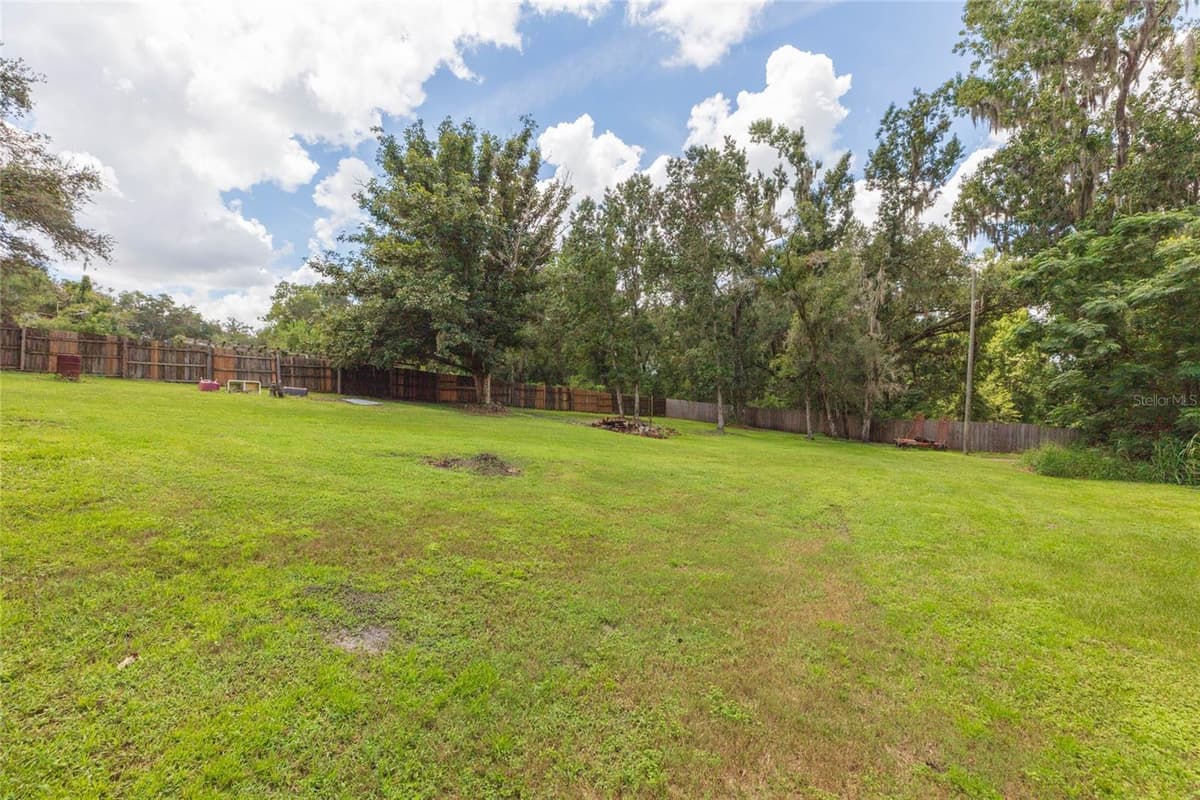 8719 HANDCART ROAD — photo 48 of 63