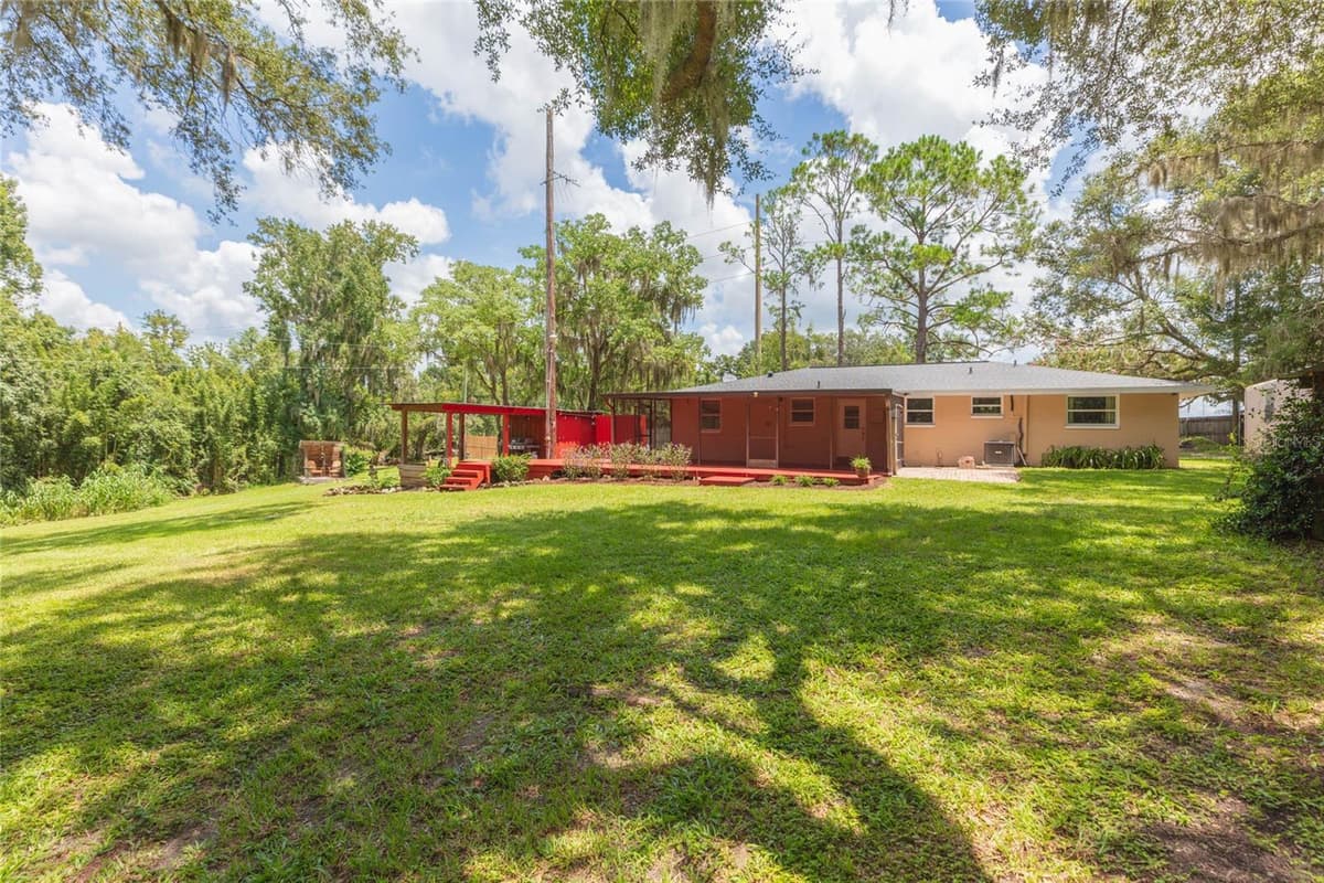8719 HANDCART ROAD — photo 40 of 63