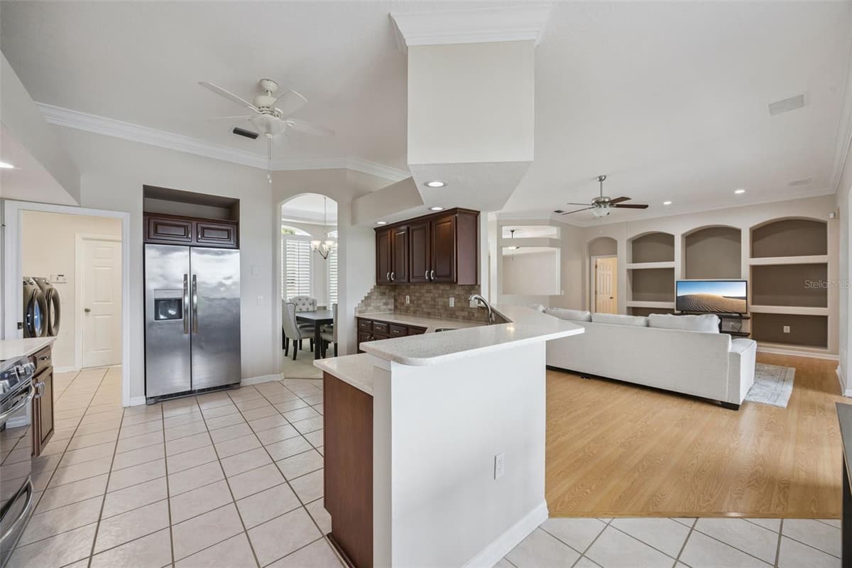 316 HAZELTINE DRIVE — photo 16 of 30