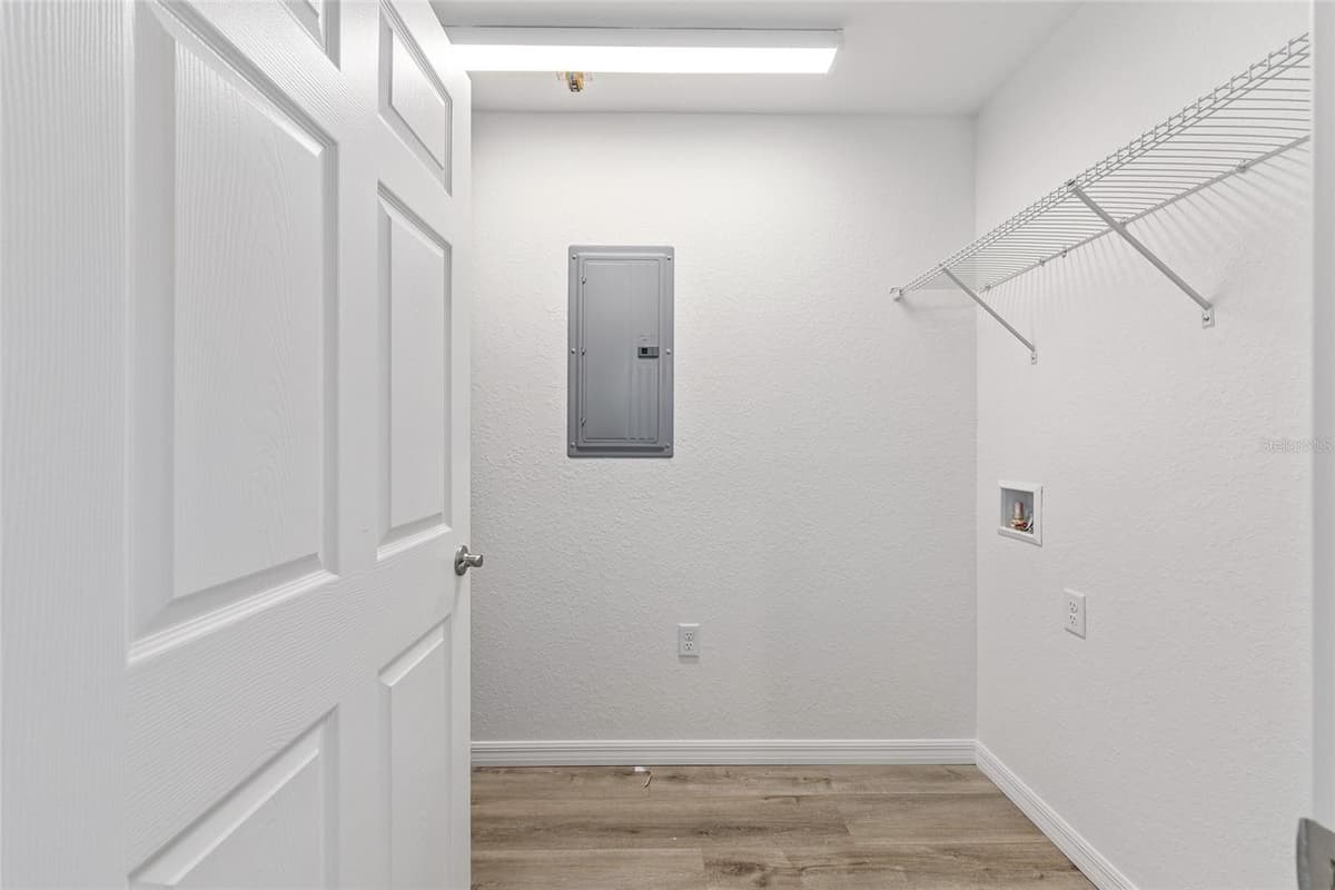 21812 RAINBOW LAKES BOULEVARD — photo 15 of 17