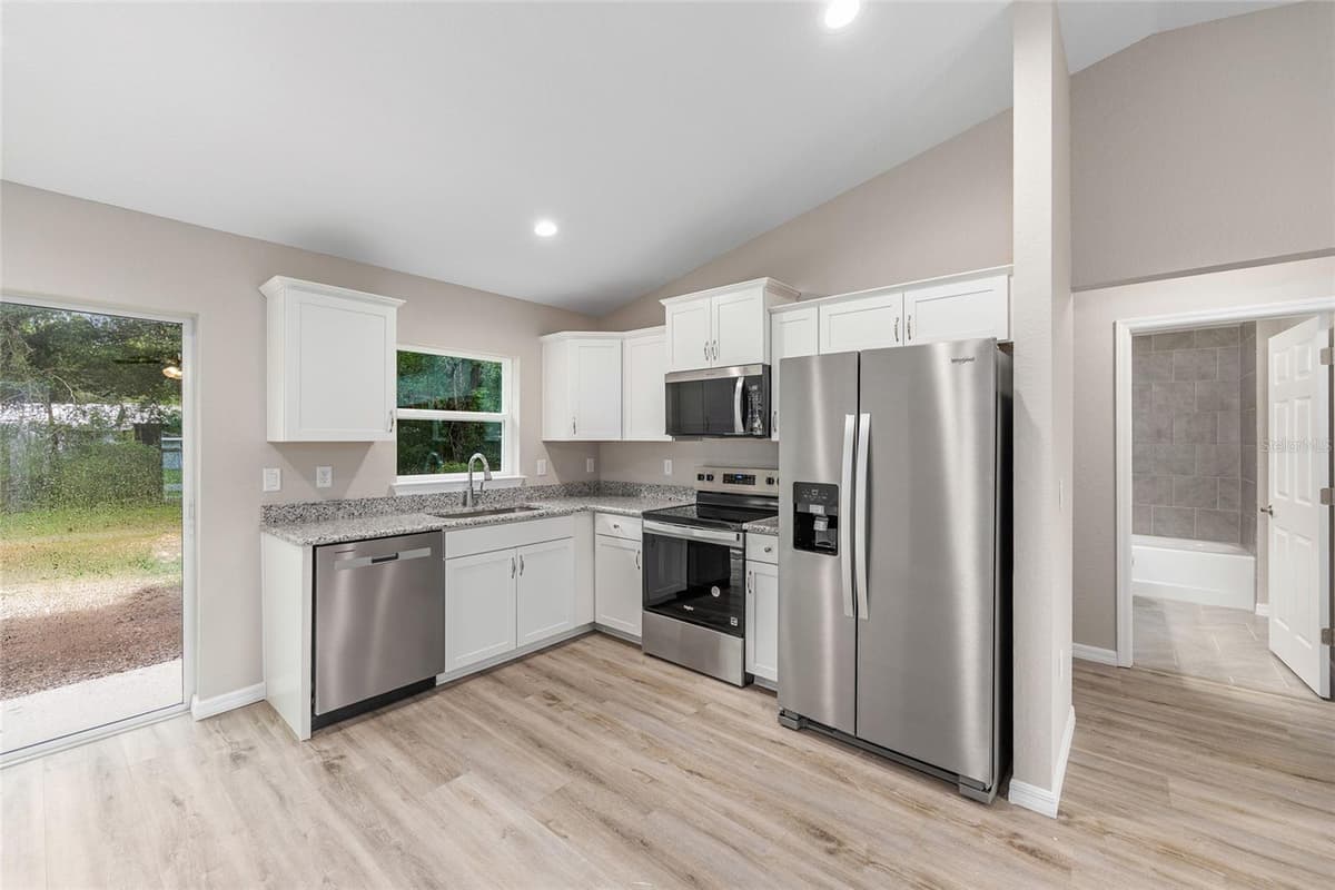 21812 RAINBOW LAKES BOULEVARD — photo 3 of 17