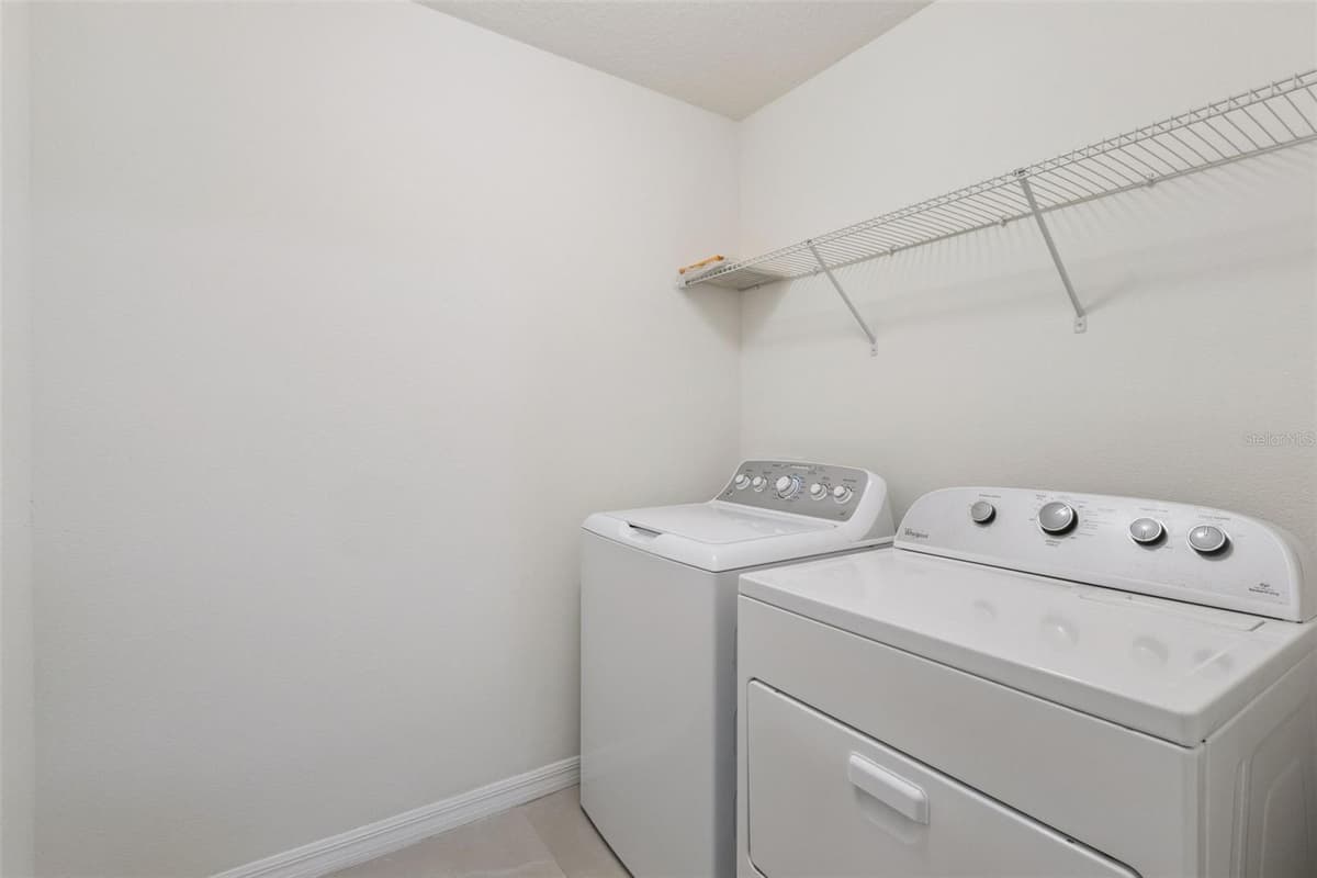 4602 HARVEST ROW LANE — photo 15 of 26