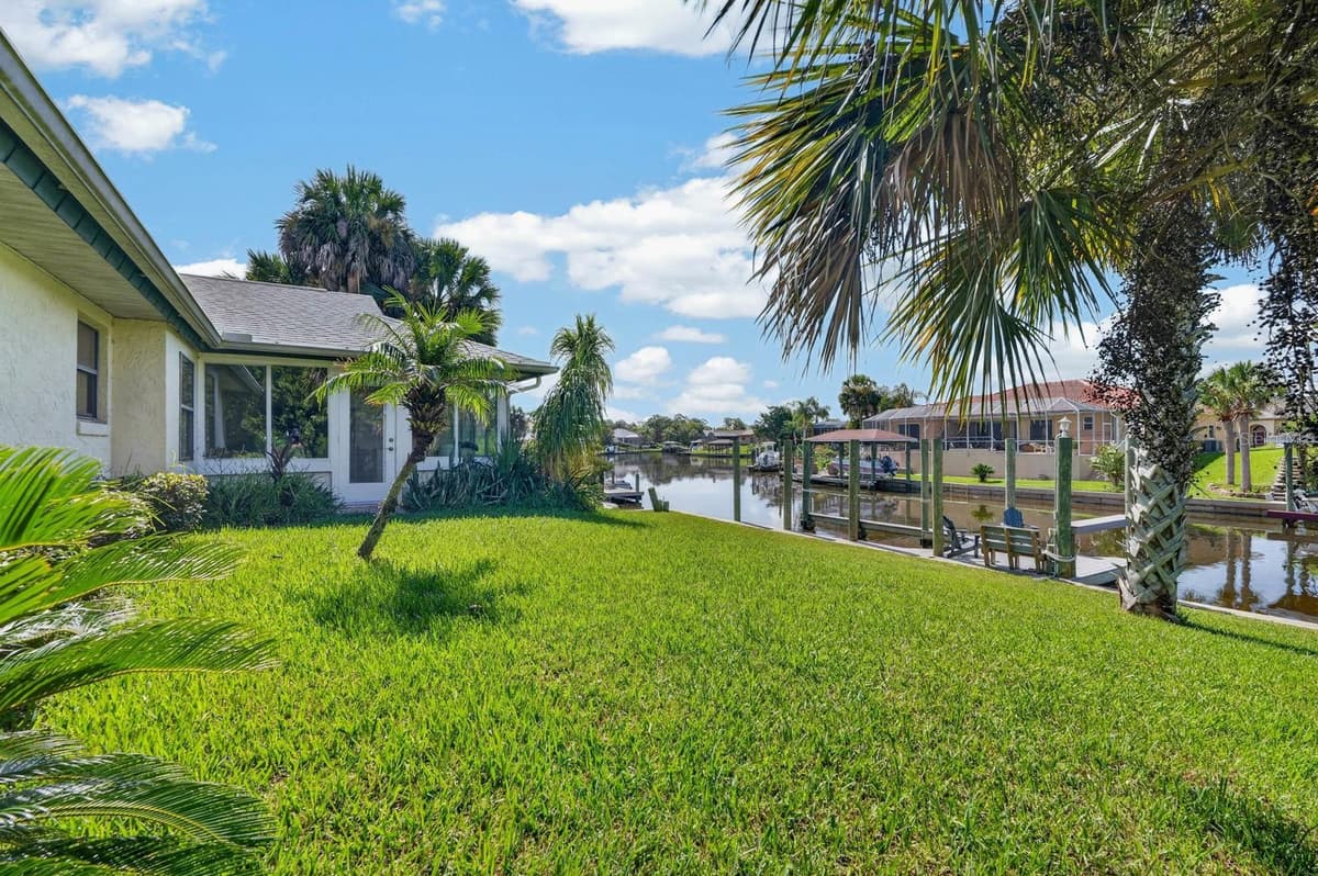 109 CORAL REEF COURT — photo 29 of 46