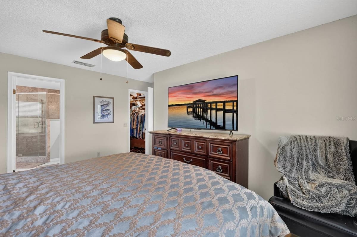 109 CORAL REEF COURT — photo 17 of 46