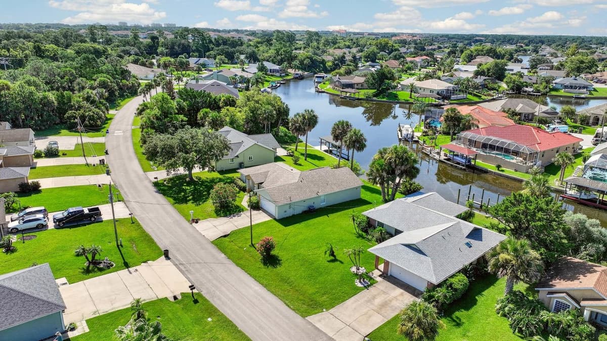 109 CORAL REEF COURT — photo 42 of 46