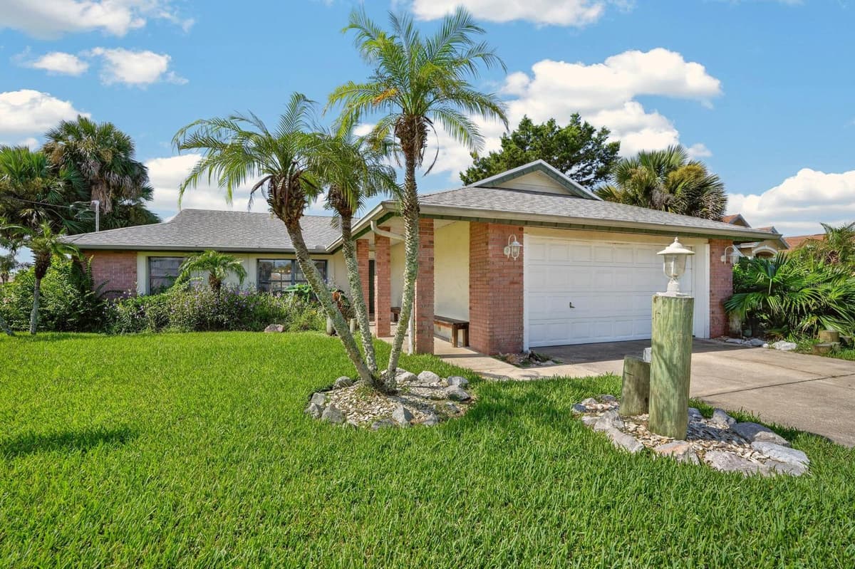 109 CORAL REEF COURT — photo 38 of 46