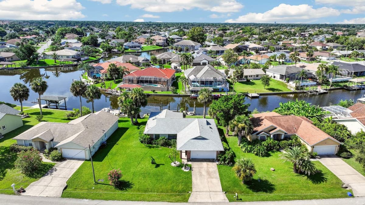 109 CORAL REEF COURT — photo 40 of 46