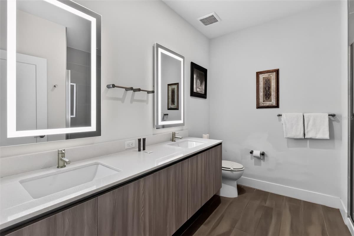 17507 HIDDEN FOREST DRIVE — photo 7 of 25