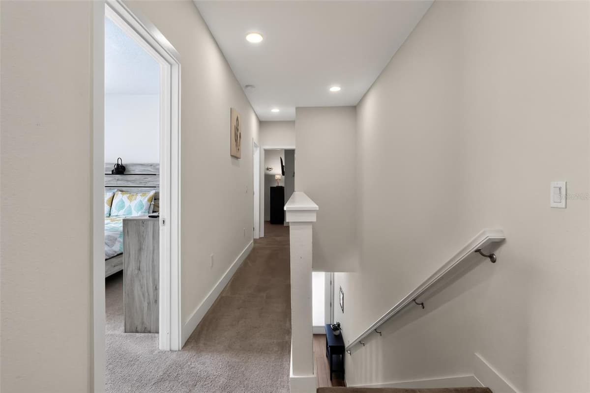 17507 HIDDEN FOREST DRIVE — photo 11 of 25