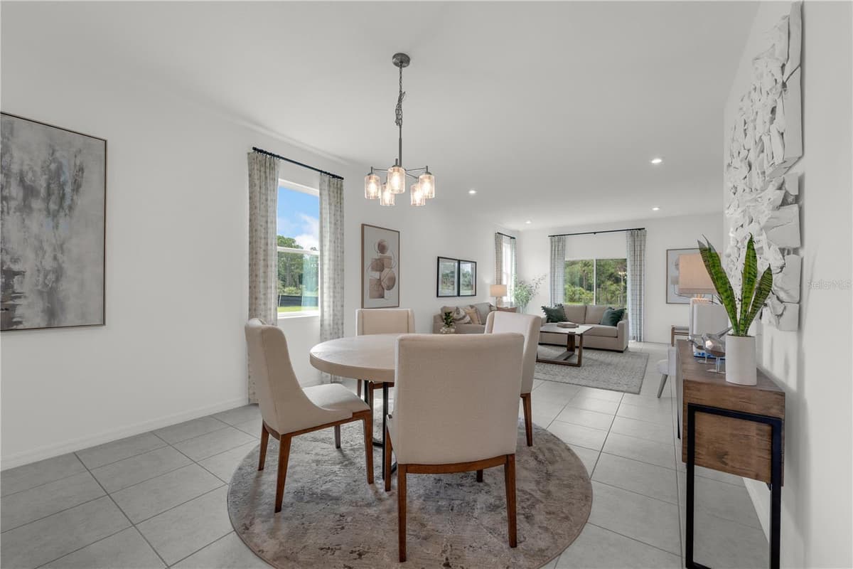 637 CASTLEFORD AVENUE — photo 12 of 31